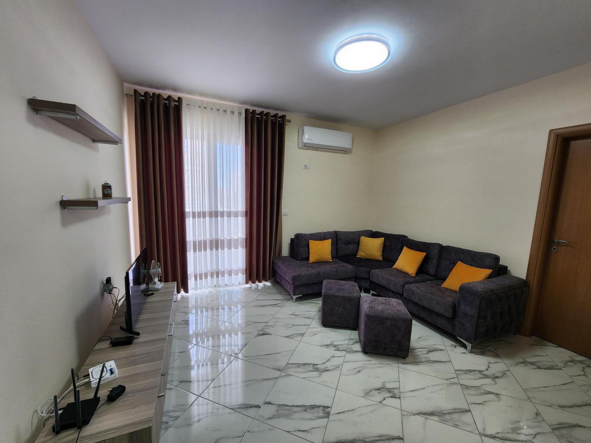 E.I.R Apartments Вльора Екстер'єр фото